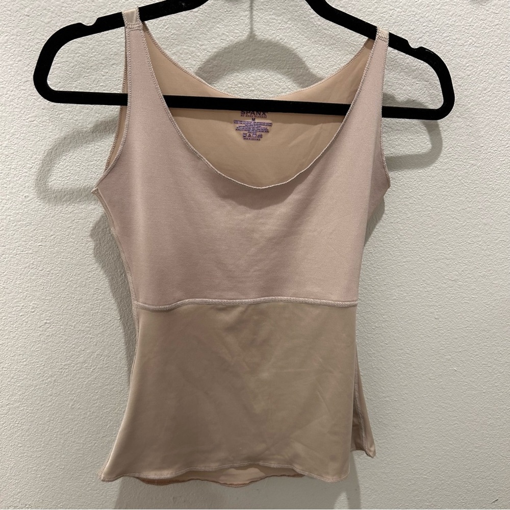 Spanx Shapewear Tank Top Women Size M‎ Beige Scoop Neck Compression Camisole